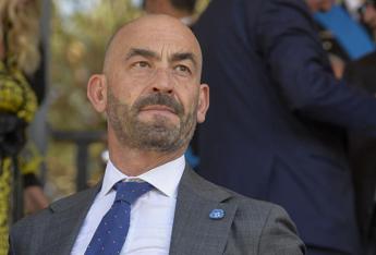 Bassetti pubblica lettera di minacce: “Ho ancora i brividi”