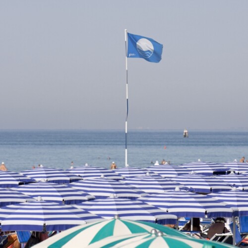 11 bandiere blu sventoleranno sulle spiagge pugliesi