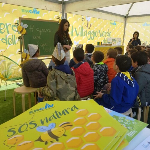 ‘A spasso con l’ape ecologica’, green tour in 22 comuni salentini con i bimbi delle scuole