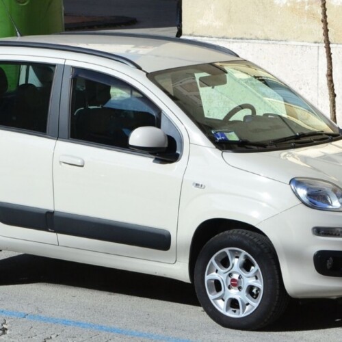 Acquistare un’auto usata a Bari: 4 consigli per evitare brutte sorprese