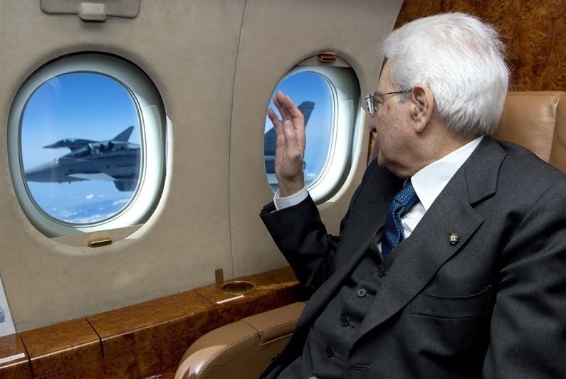 Aeronautica, il presidente Mattarella a Gioia del Colle: ‘Gratitudine agli aviatori che servono con onore il Paese’