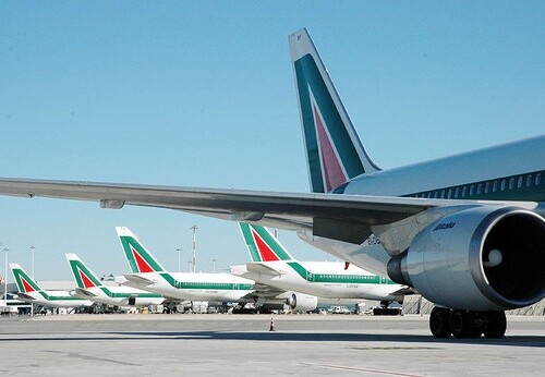 Aeroporti di Puglia, conferme per il traffico passeggeri:  a maggio dati positivi per Bari e Brindisi
