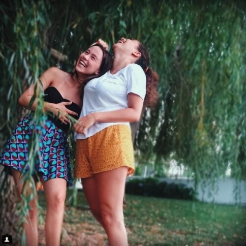 Aurora Ramazzotti ospite di Albano in Puglia: scatti su Instagram con Sara Daniele