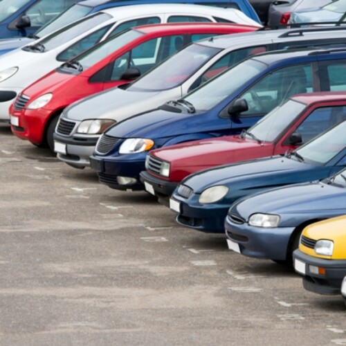 Auto usate in Italia: prezzi medi più bassi ma settore in crescita