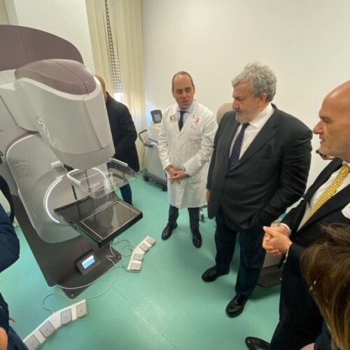 Bari, al Policlinico in funzione quattro mammografi 3D e un nuovo sistema di biopsia