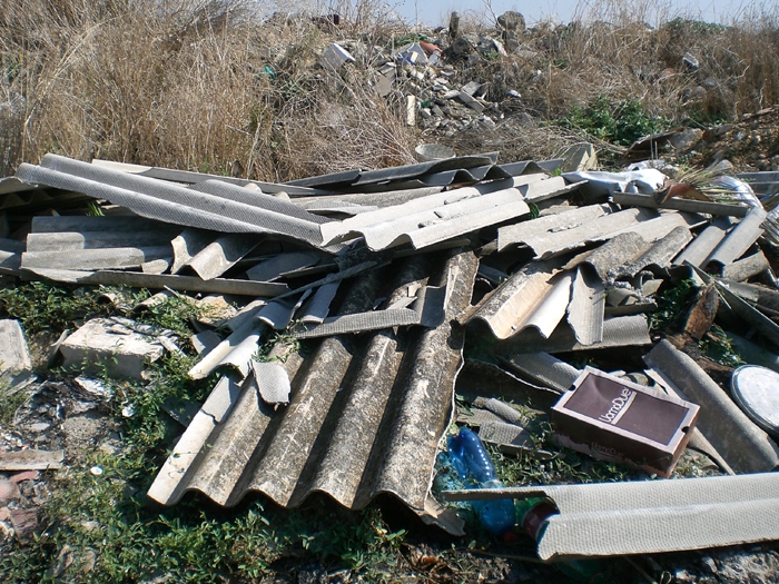 Bari: al via i lavori di rimozione dei rifiuti in amianto a San Girolamo