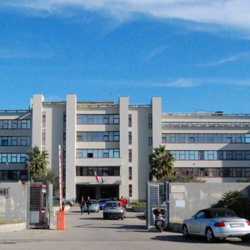 Bari, condizionatori fuori uso in tribunale: avvocati e giudici senza toga