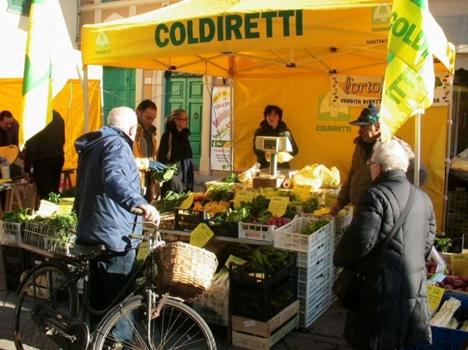 Bari, domenica in piazza Ferrarese torna ‘Campagna amica’