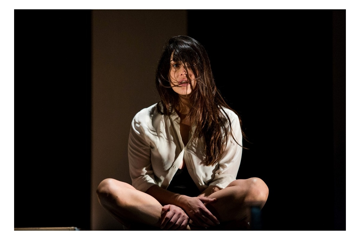 Bari, ecco la nuova stagione del teatro Palazzo: Valentina Lodovini e Vittorio Sgarbi tra gli ospiti