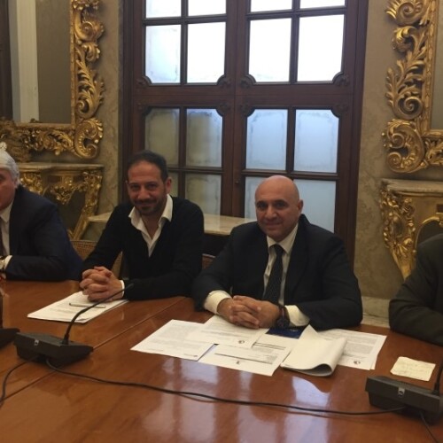 Bari, gli studenti universitari informeranno i cittadini sui vantaggi della raccolta porta a porta