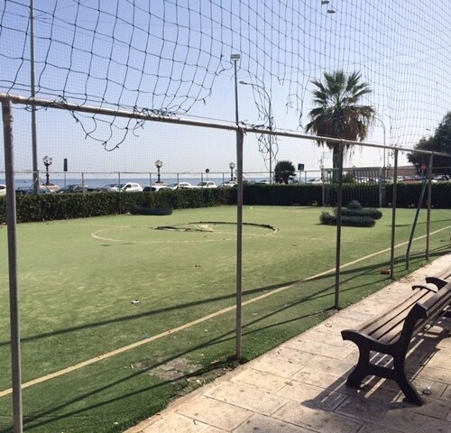 Bari: i campetti di calcio sotto la muraglia saranno riqualificati in 30 giorni