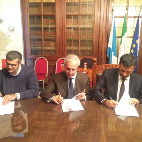 Bari, il comune firma l’atto di intesa per il polo della creatività e delle arti nella ex Caserma Rossani