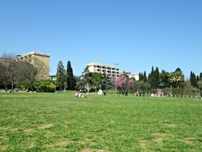 Bari, il comune punta sul verde: 560mila euro per interventi di riqualificazione in tutta la città