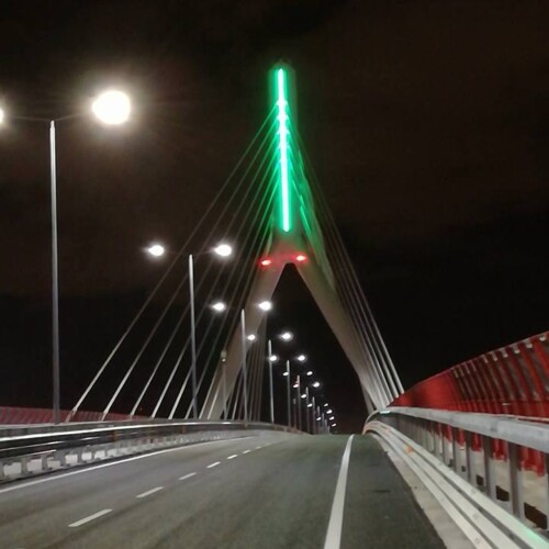 Bari, il ponte asse Nord-Sud illumina la città. Decaro:’Domani inaugurazione e apertura al traffico’