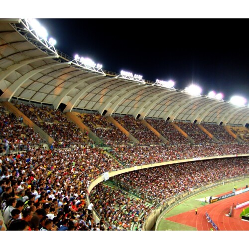 Bari, il sindaco Decaro incontra Giancaspro: i galletti potranno giocare le partite casalinghe al San Nicola