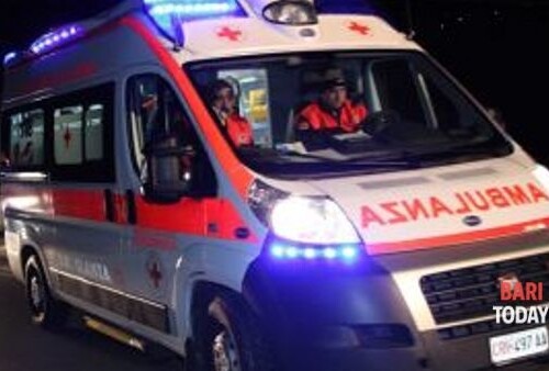 Bari-Latina, tifoso colpito da un infarto durante il match: salvato da un infermiere fuori servizio
