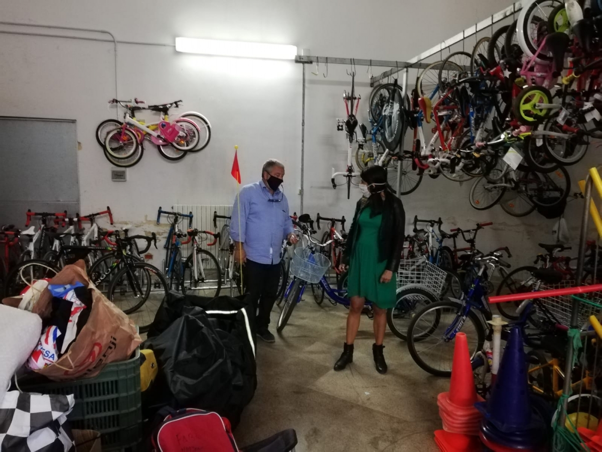 Bari, nasce la ciclofficna mobile dedicata agli studenti del quartiere San Paolo