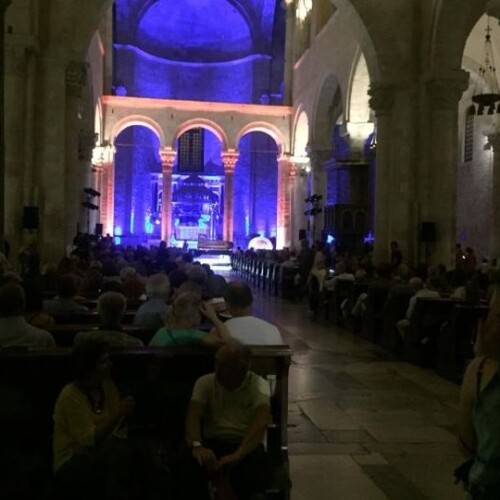 Bari Piano Festival, la musica incontra i libri al lido ‘Il Trampolino’