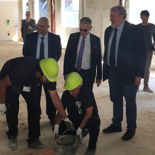 Bari, posata la prima pietra della nuova stazione dei carabinieri: nascerà all’interno del Policlinico