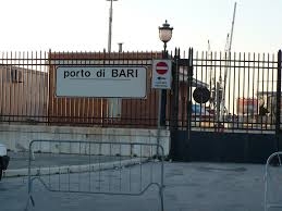 Bari: possibili soggetti jihadisti sarebbero passati dal porto