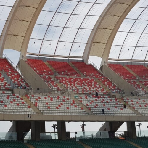 Bari, prosegue il restyling dello stadio San Nicola. Petruzzelli: ‘Seggiolini della tribuna Est superiore pronti entro domenica’