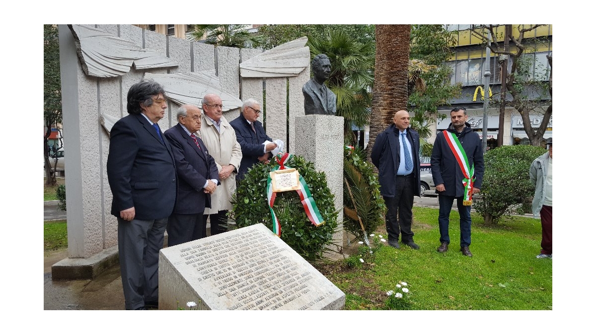 Bari ricorda Aldo Moro a quarant’anni dall’agguato di via Fani. Decaro: ‘Figlio del Mezzogiorno che ha aiutato la sua terra’