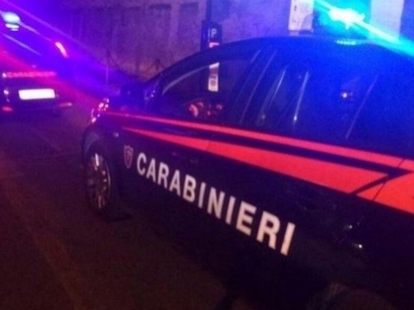 Bari, rissa in strada nel quartiere Picone: tre arresti