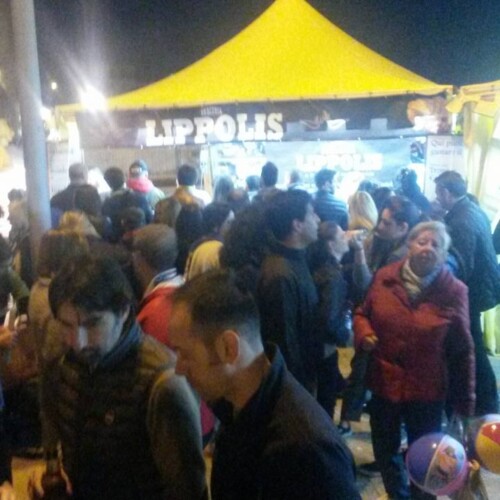 Bari, torna il villaggio del gusto: stand e bancarelle in largo Giannella durante la festa di San Nicola