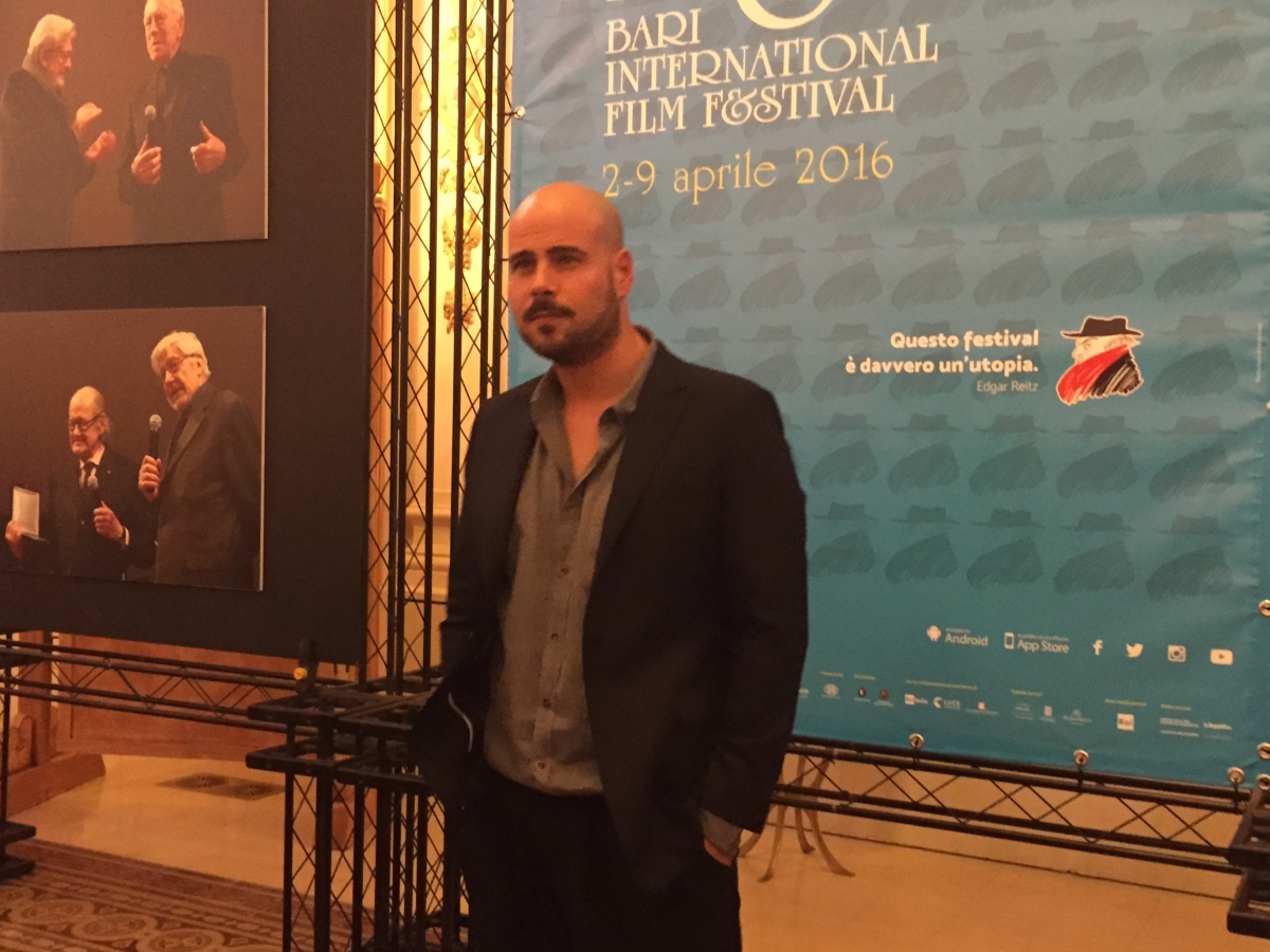 #Bifest2016: Marco D’Amore presenta ‘Un posto sicuro’, il libro sui tumori causati dall’Eternit