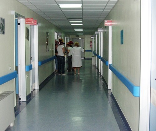 Bimbo in coma al Fazzi, ‘flebile attività celebrale’