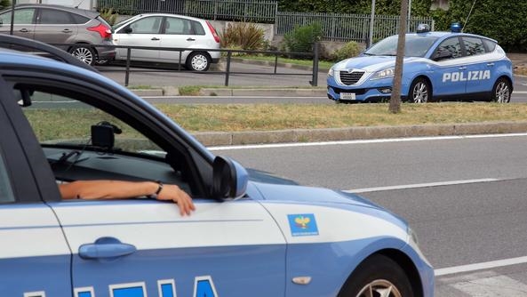 Bitonto, a bordo di un’auto armati di coltello: fermati tre andriesi