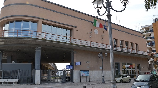 Brindisi, autorizzazioni fornite in ambito portuale: nove indagati per corruzione