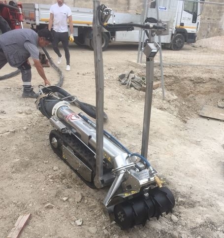 Brindisi, il robot ‘Lombrico’ pulisce le condotte dell’Acquedotto pugliese