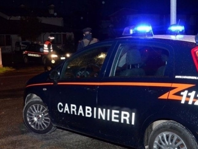 Brindisi, ricevono reddito di cittadinanza ma rubano cavi di rame: arrestati