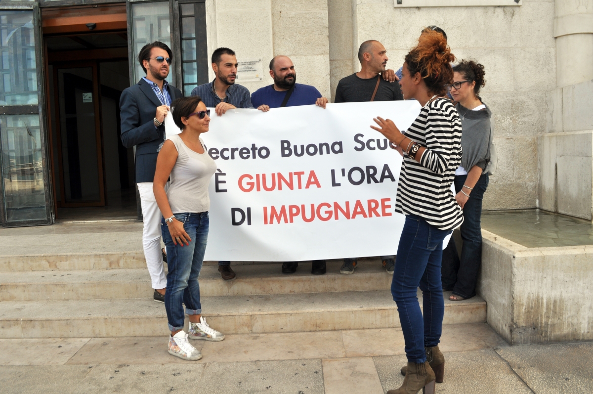 Buona Scuola: i consiglieri regionali del M5S saranno in presidio permanente davanti alla giunta