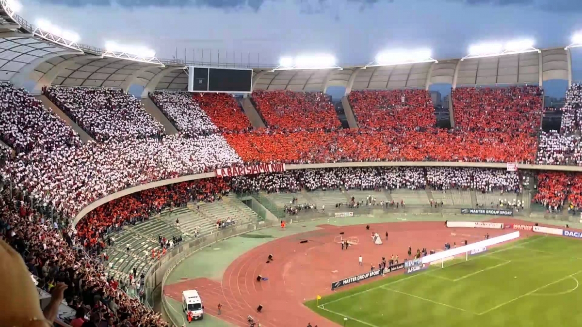 Bari-Novara 1-1: un autogol di Faraoni salva i biancorossi nel recupero