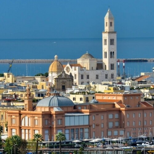 Capodanno, boom di presenze in Puglia: ‘Aumento del 10% rispetto al 2017’