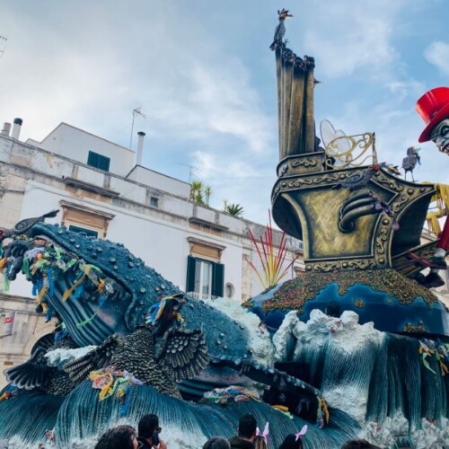Carnevale di Putignano, ‘L’Apocalisse’ di Vito e Paolo Mastrangelo trionfa alla 626esima edizione