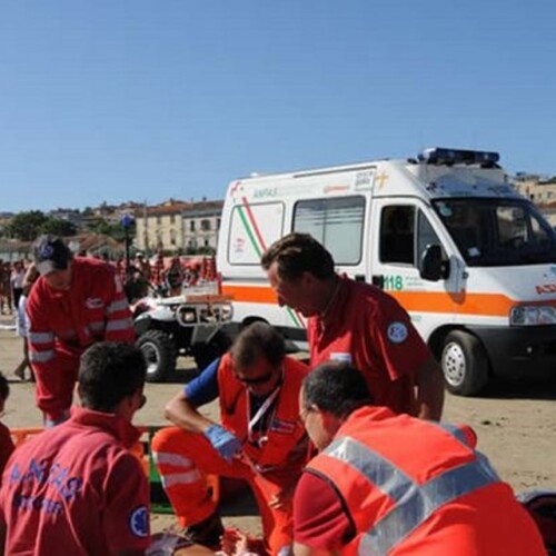Castellaneta Marina: 44enne barese muore mentre tenta di salvare bagnanti