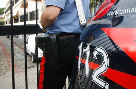Manfredonia: timbravano il cartellino e uscivano a fare shopping, undici arresti