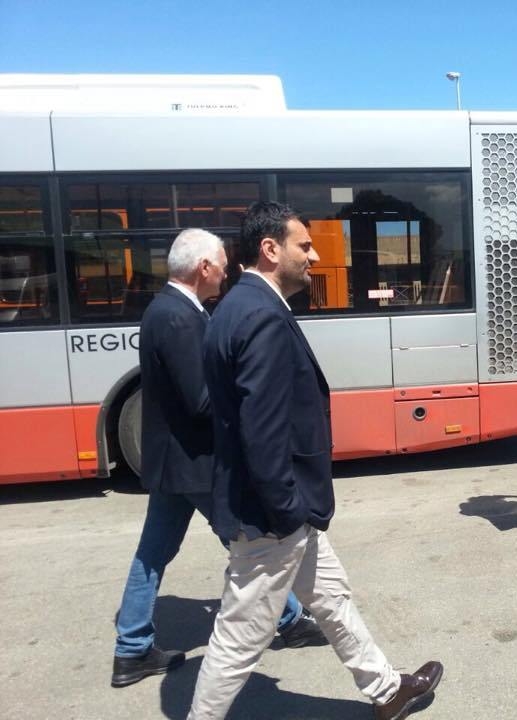 Controlli a tappeto sui bus urbani a Bari, 88 multe in un’ora e mezza. Il sindaco Decaro: ‘Non ci fermeremo’