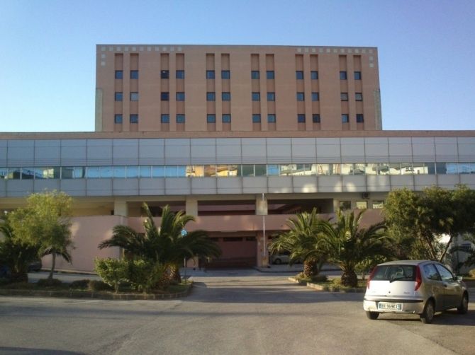 Coronavirus, 30 contagiati nell’ospedale di Castellaneta: struttura chiude per sanificazione
