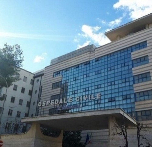 Covid, aumento dei casi nella Bat: disposto il blocco dei ricoveri ordinari negli ospedali di Andria e Barletta