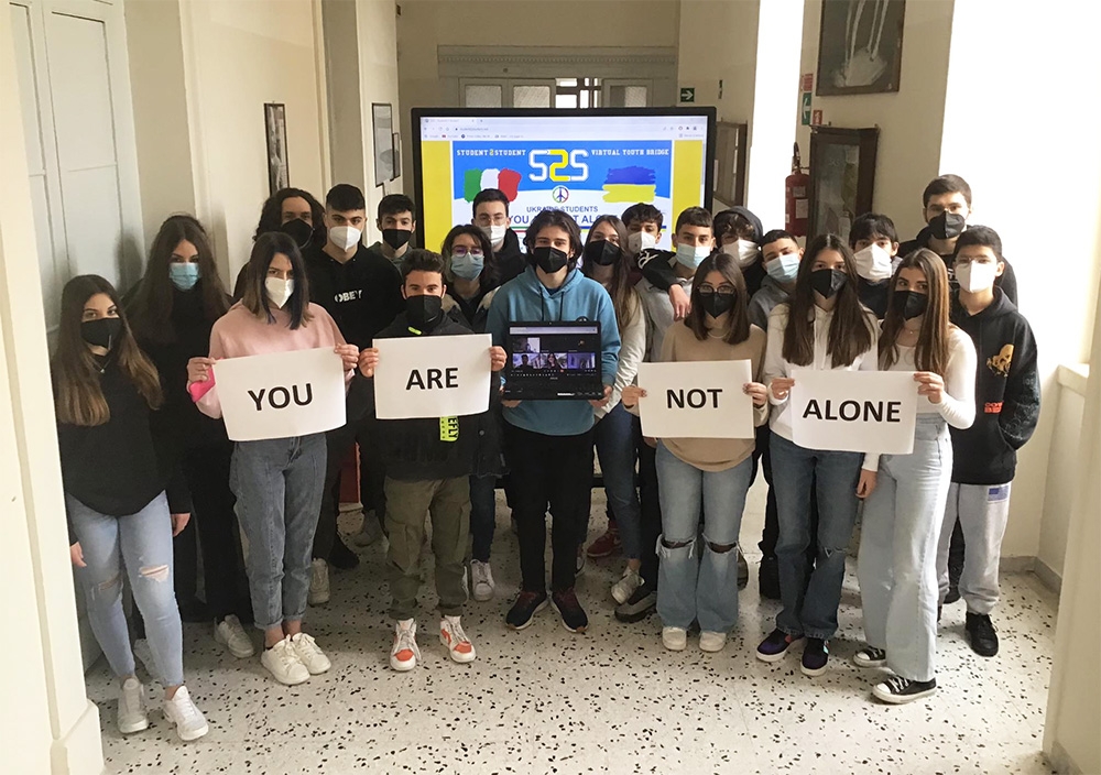 Crisi Ucraina, studenti pugliesi creano ponte web con gli studenti ucraini
