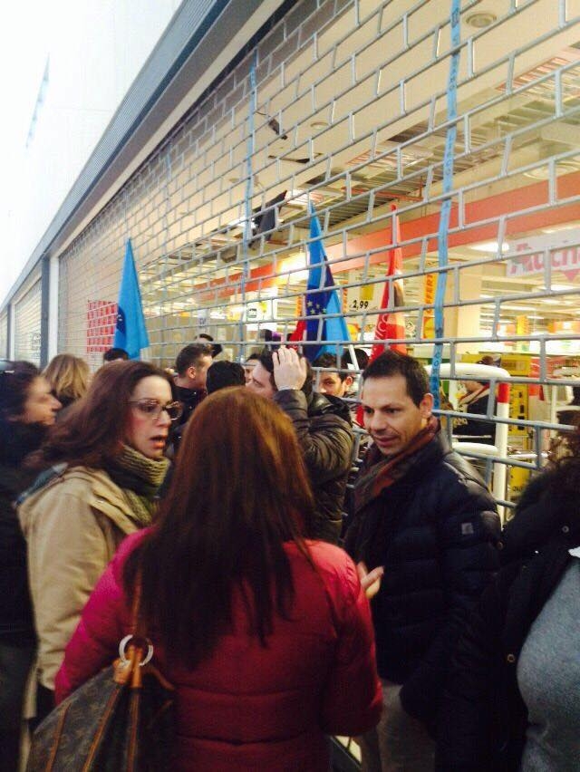 Ex Auchan Triggiano, dopo occupazione revoca dei licenziamenti