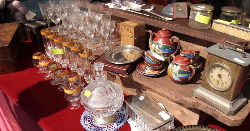 Domani in piazza Eroi del mare torna il mercatino dell’antiquariato del I municipio