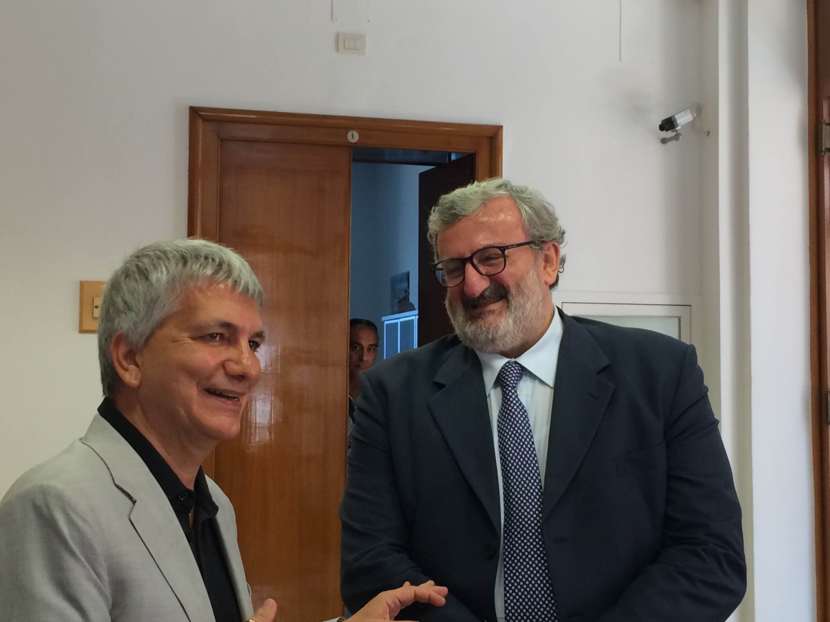 Emiliano incontra Vendola: Fondi europei, Xylella e Ilva gli argomenti clou