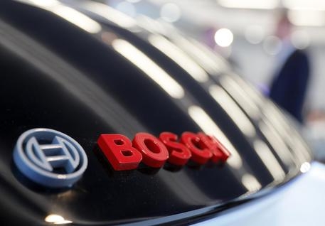 FABBRICA BOSCH DI BARI, EMILIANO: PASSO IN AVANTI PER SOLUZIONE VERTENZA