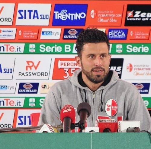 Bari-Brescia 3-0, Grosso soddisfatto: ‘Vittoria importante per il nostro percorso, complimenti agli attaccanti’