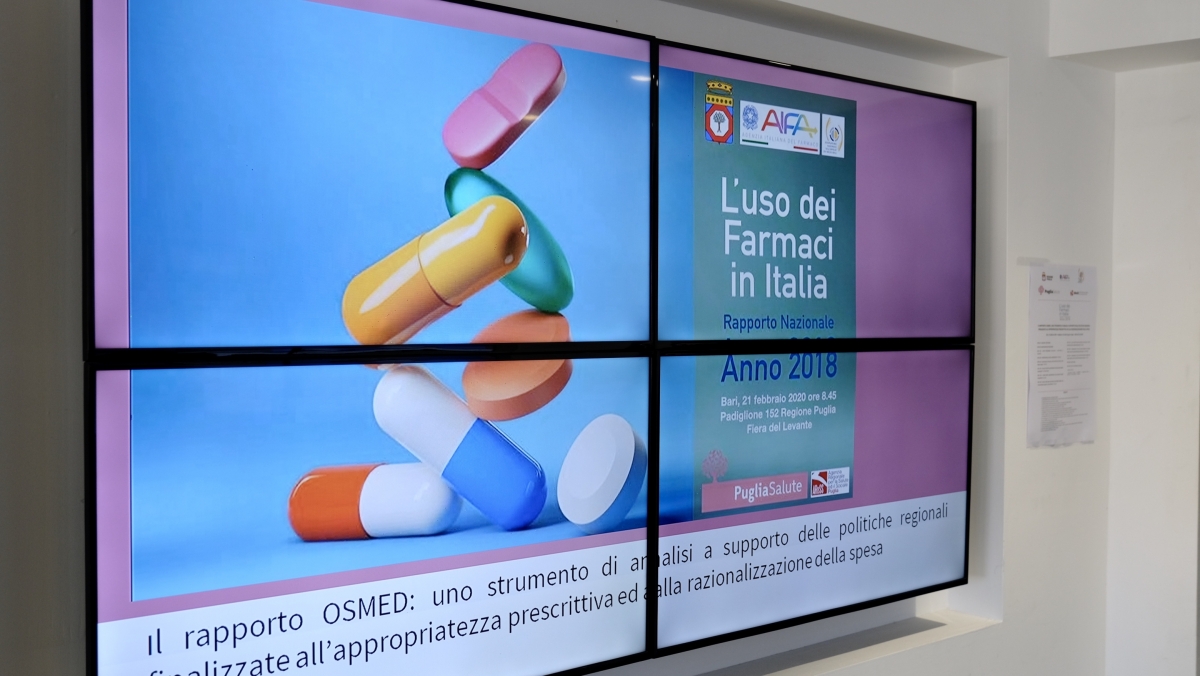 Farmaci, in Puglia riduzione della spesa convenzionata. Emiliano: ‘Così possiamo puntare su nuove assunzioni’